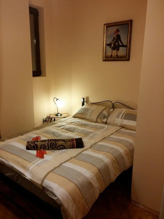Camera tip economic Mozart Cluj-Napoca Cameră foto